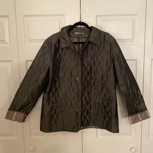Burberry quilted jacket XL limited edition color